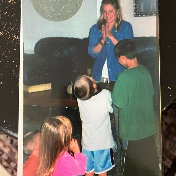 Meet your Posher, Kelly - Picture 2 of 2